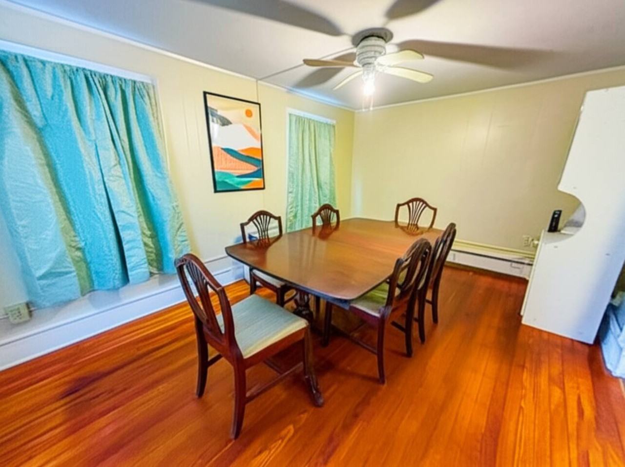 724 Church St #1 - Photo 5 of 9