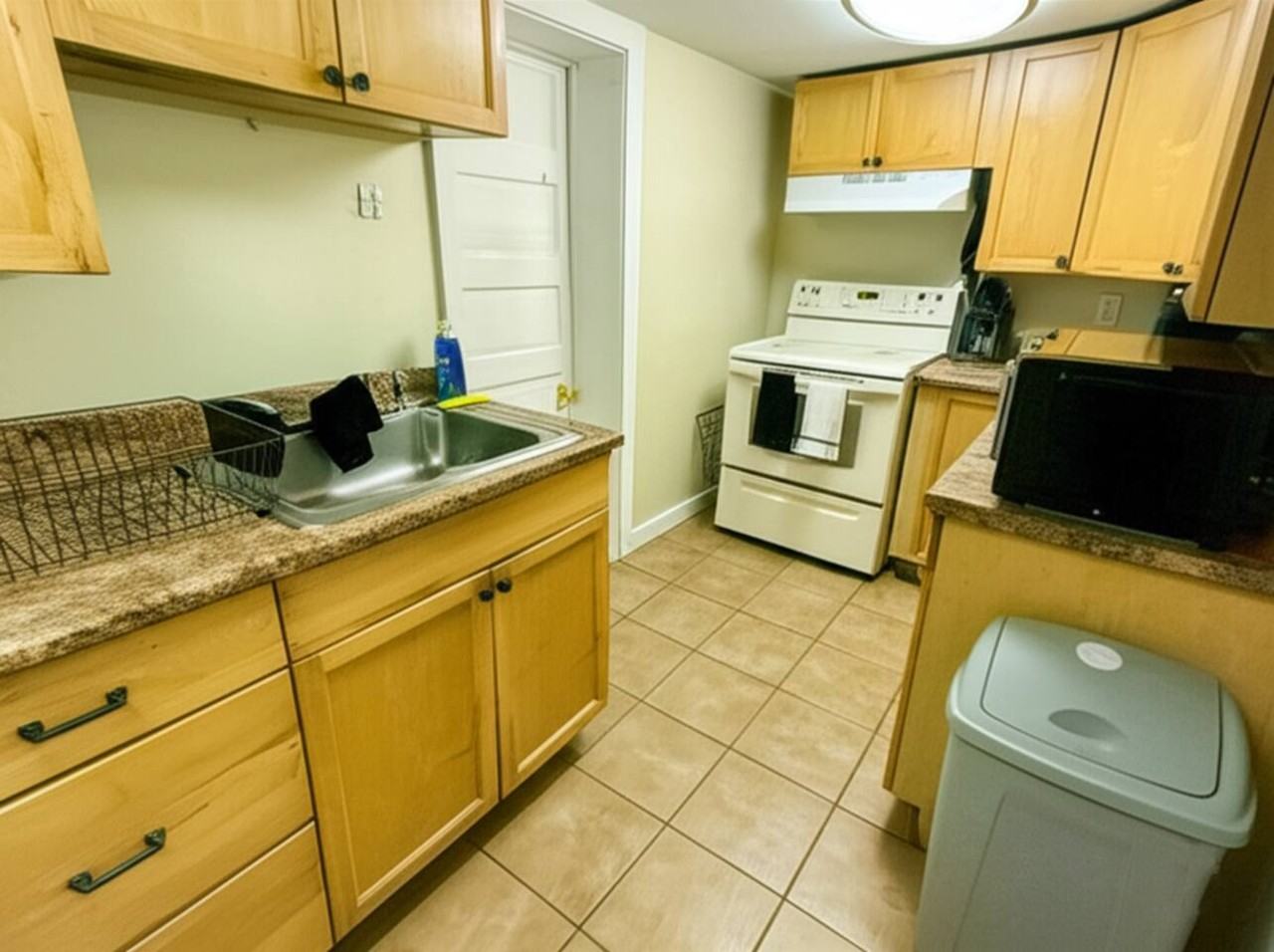 724 Church St #1 - Photo 6 of 9