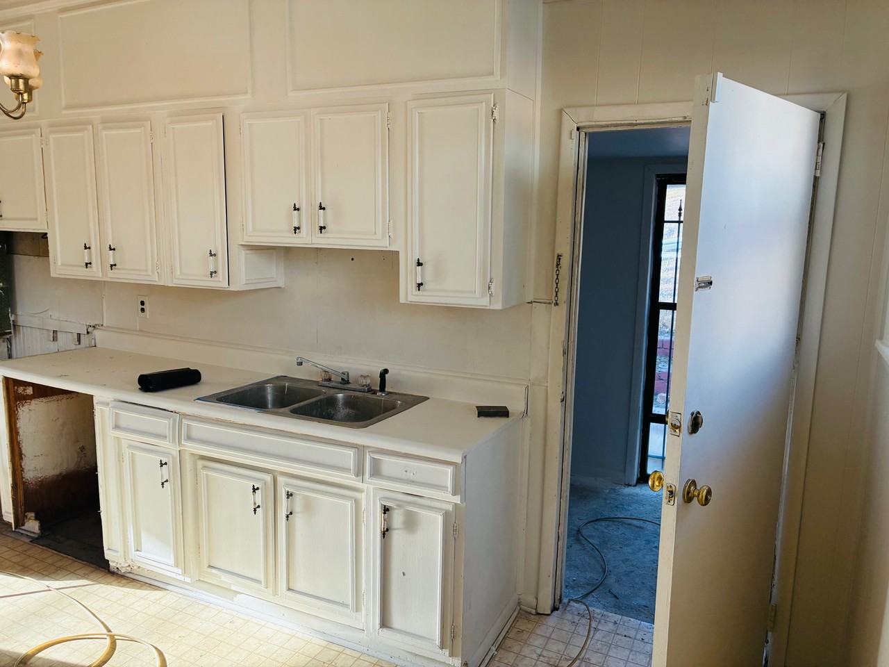 16 Little St #1 - Photo 2 of 24