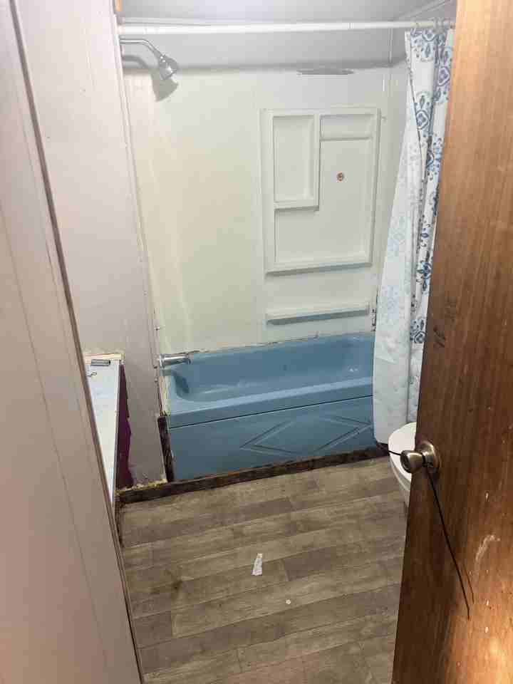 301 Crist St #3 - Photo 4 of 4