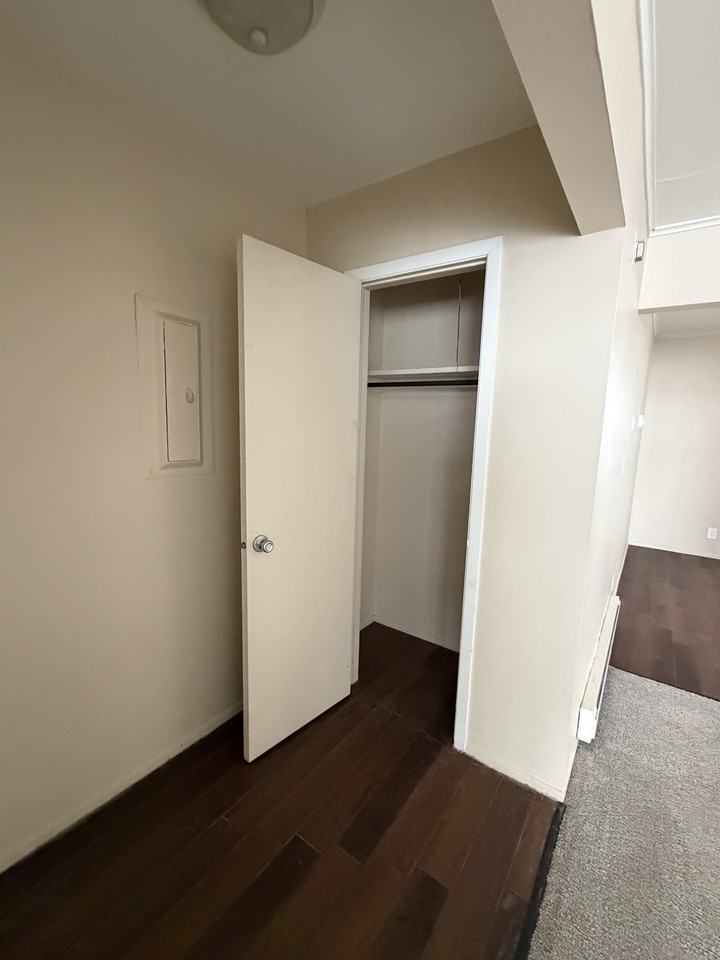 30 Midland DrJ07 #J07 - Photo 4 of 12