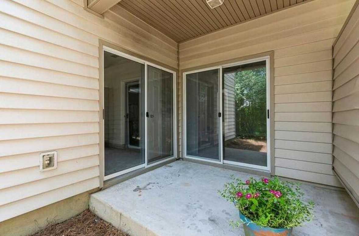 25 Trevor Dr #1 - Photo 7 of 8