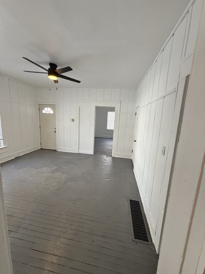 513 Ludlow Ave #513 - Photo 4 of 4