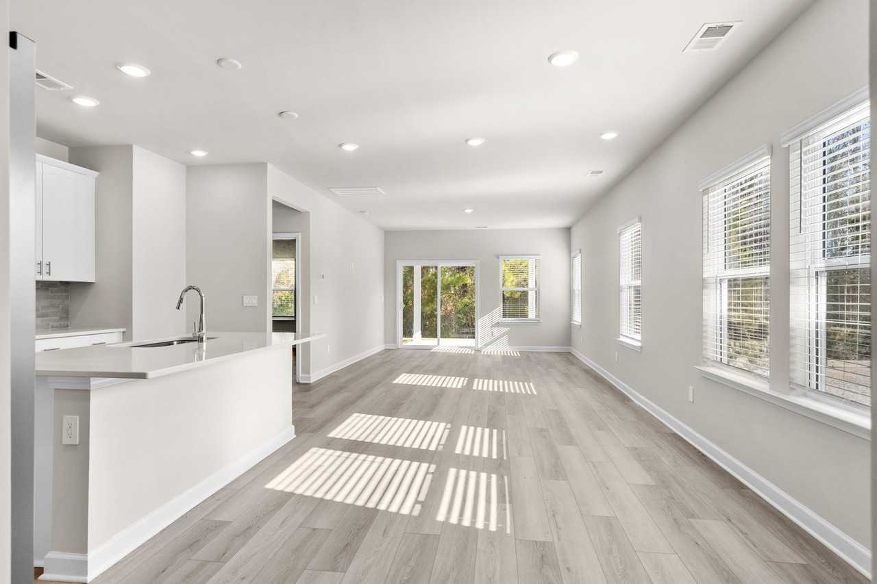 2048 Copper Creek Loop #1 - Photo 6 of 50