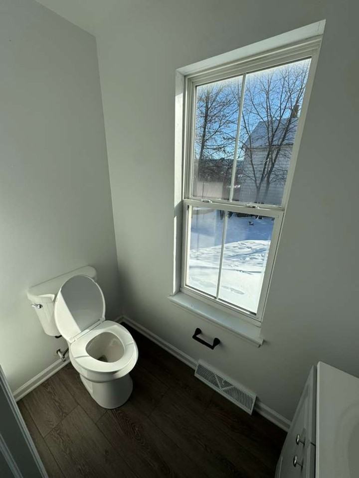 333 Wylie Ave #1 - Photo 6 of 14