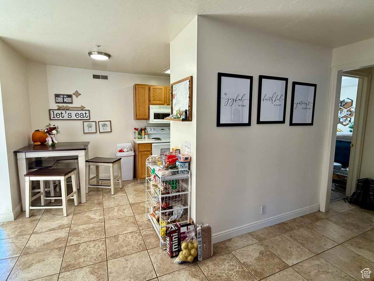 836 N University Ave #3 - Photo 3 of 14