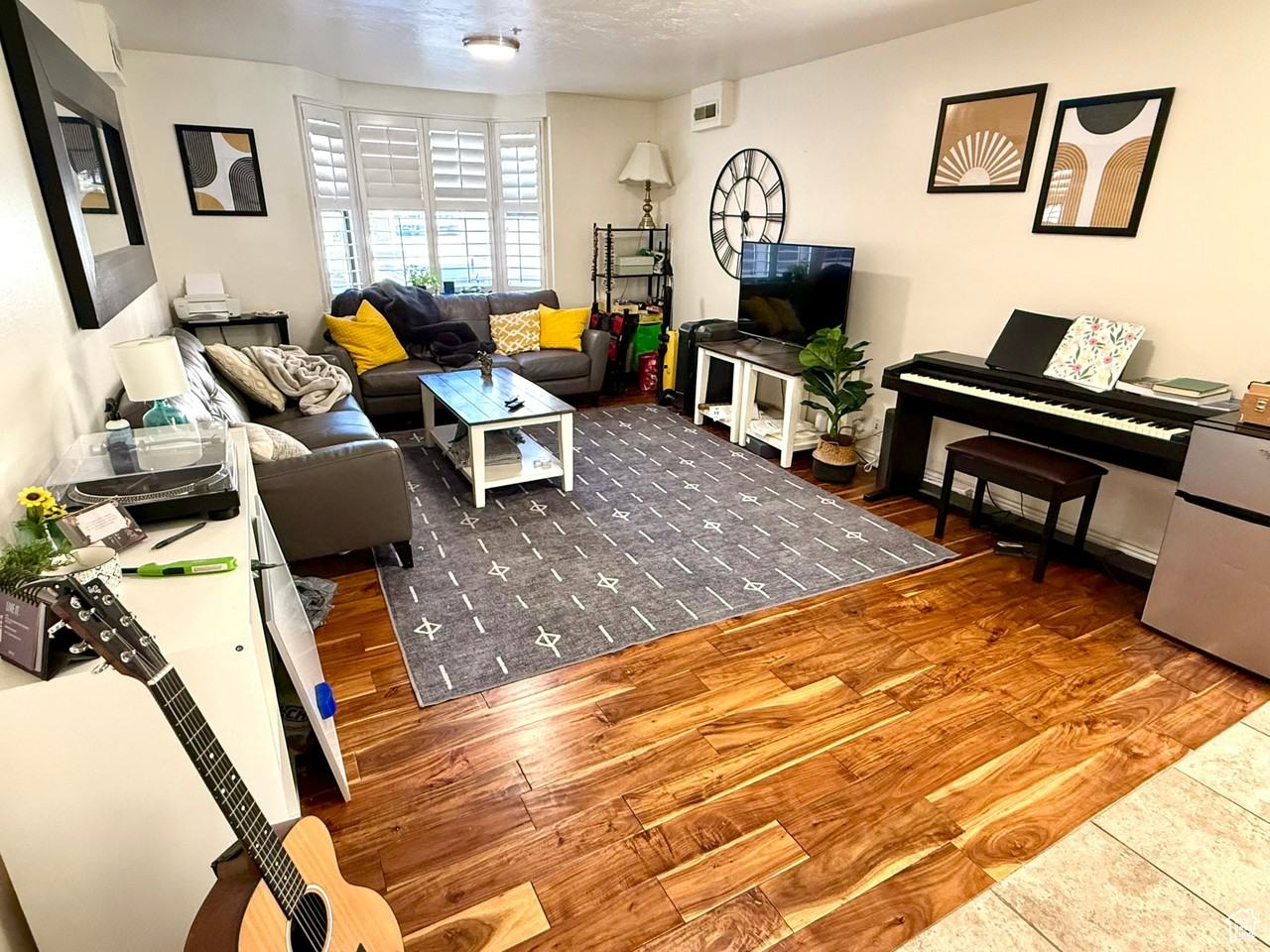 836 N University Ave #3 - Photo 5 of 14