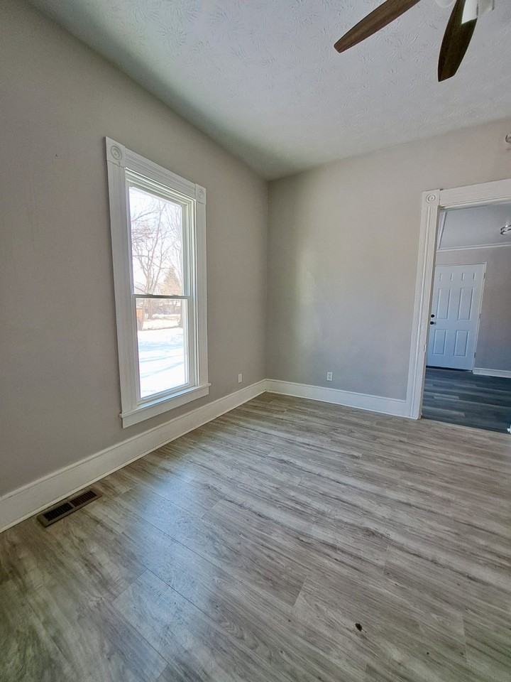 521 Wood St #521 - Photo 6 of 10