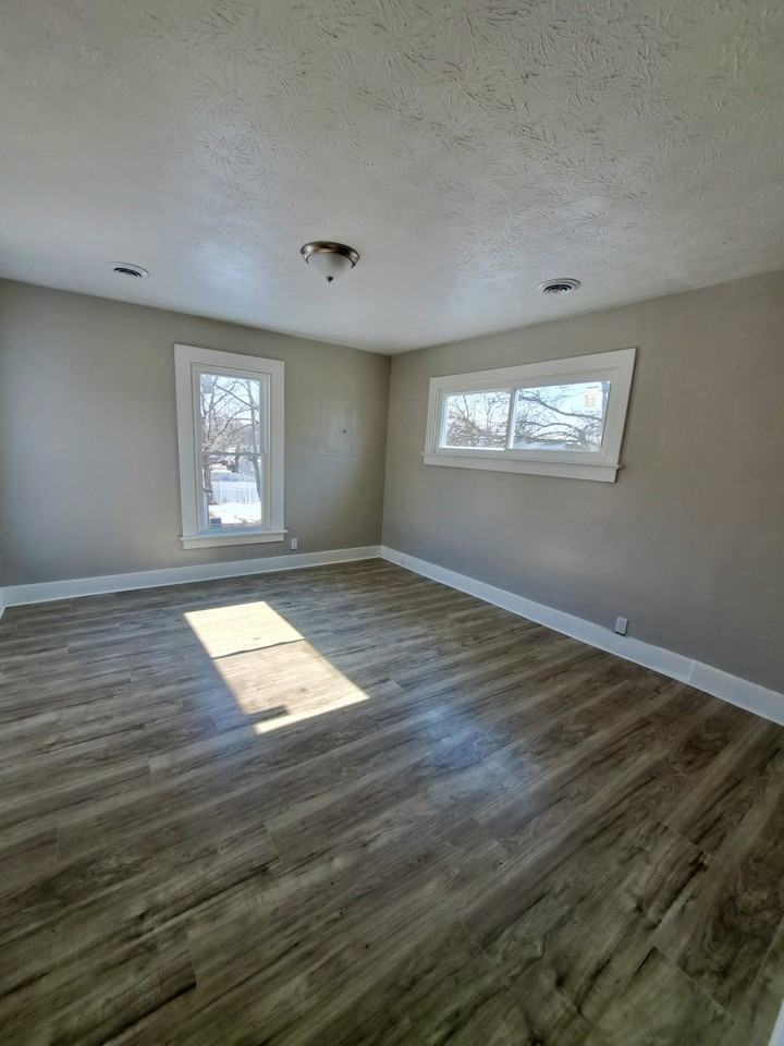 523 Wood St #523 - Photo 4 of 8