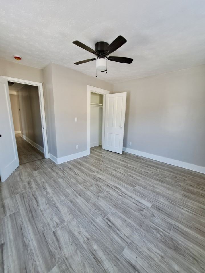 523 Wood St #523 - Photo 6 of 8