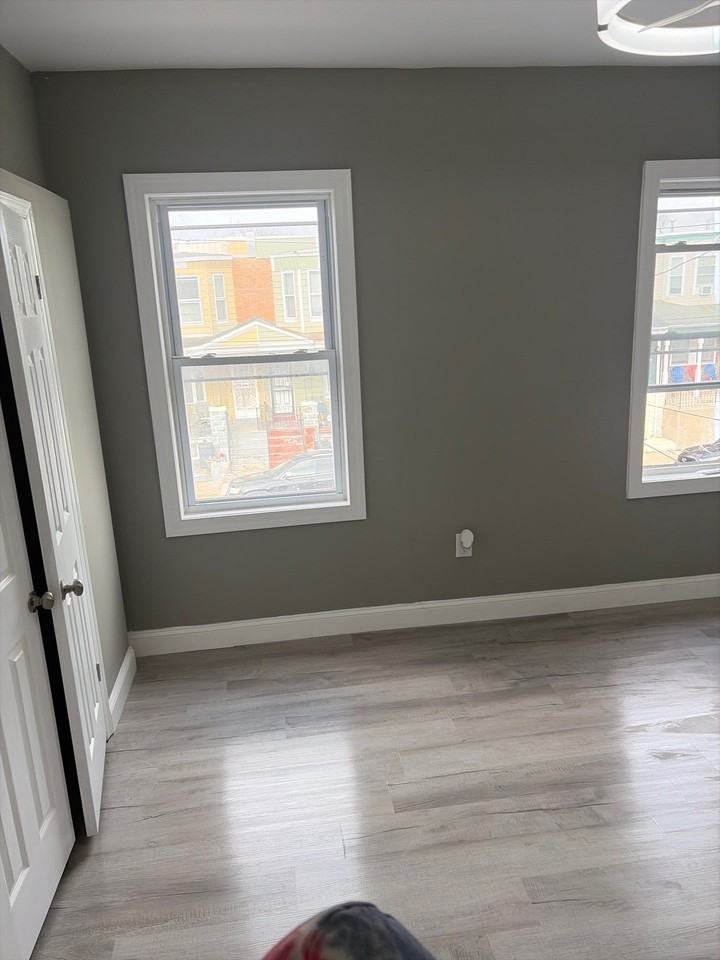 6022 Pine St #2 - Photo 3 of 13