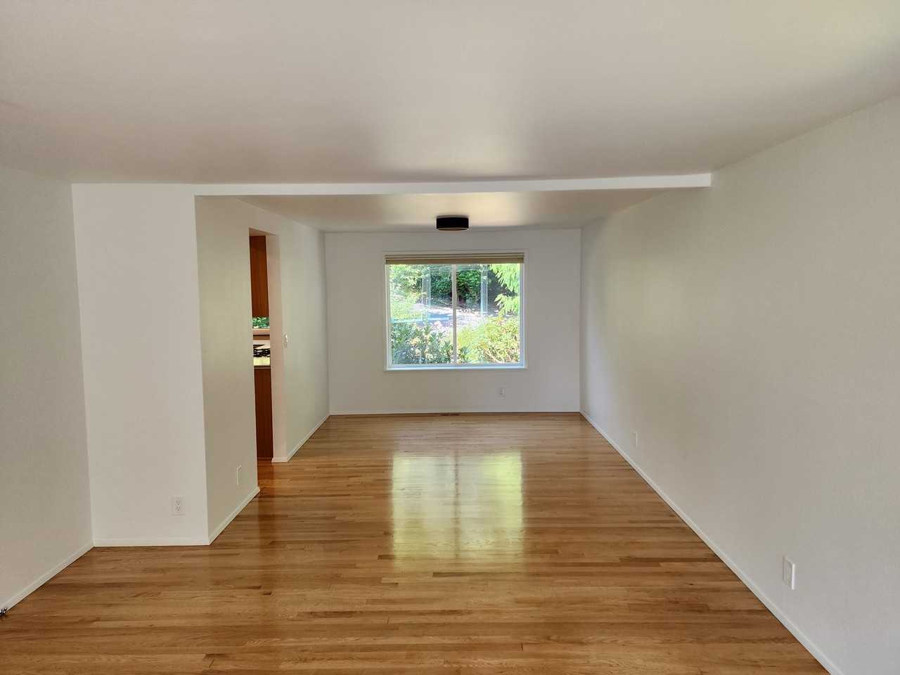 4227 212th Ave Ne #1 - Photo 3 of 21