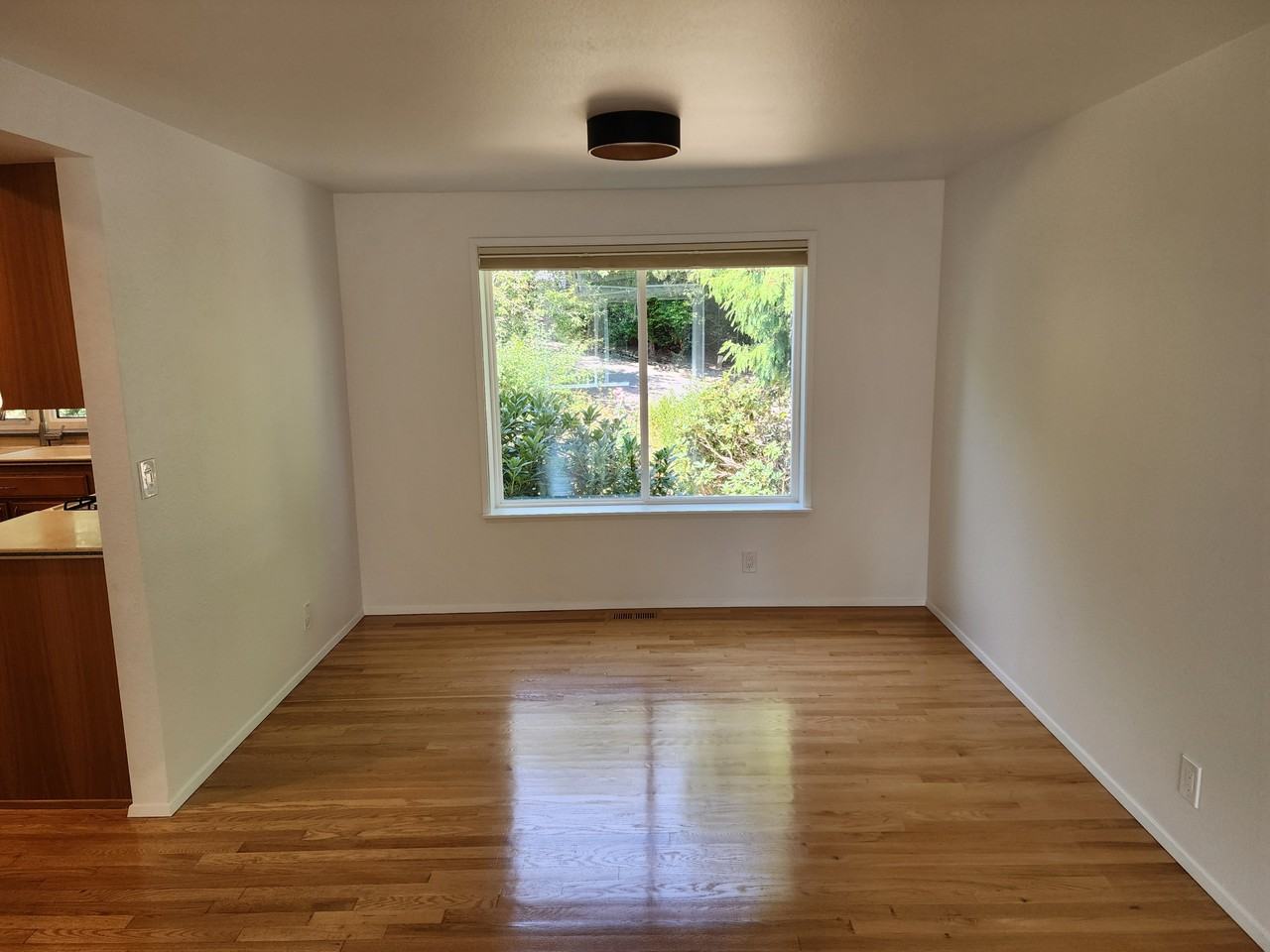 4227 212th Ave Ne #1 - Photo 4 of 21