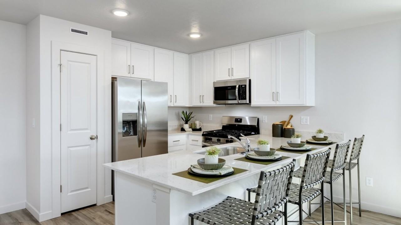 11049 W Hidden Point St #1 - Photo 4 of 13