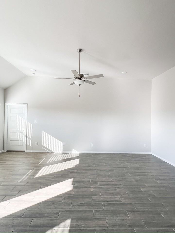 13124 Zion Dr #1 - Photo 6 of 10