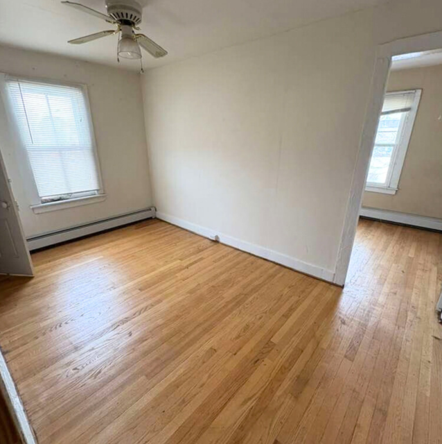 325 Main St #1 - Photo 5 of 8