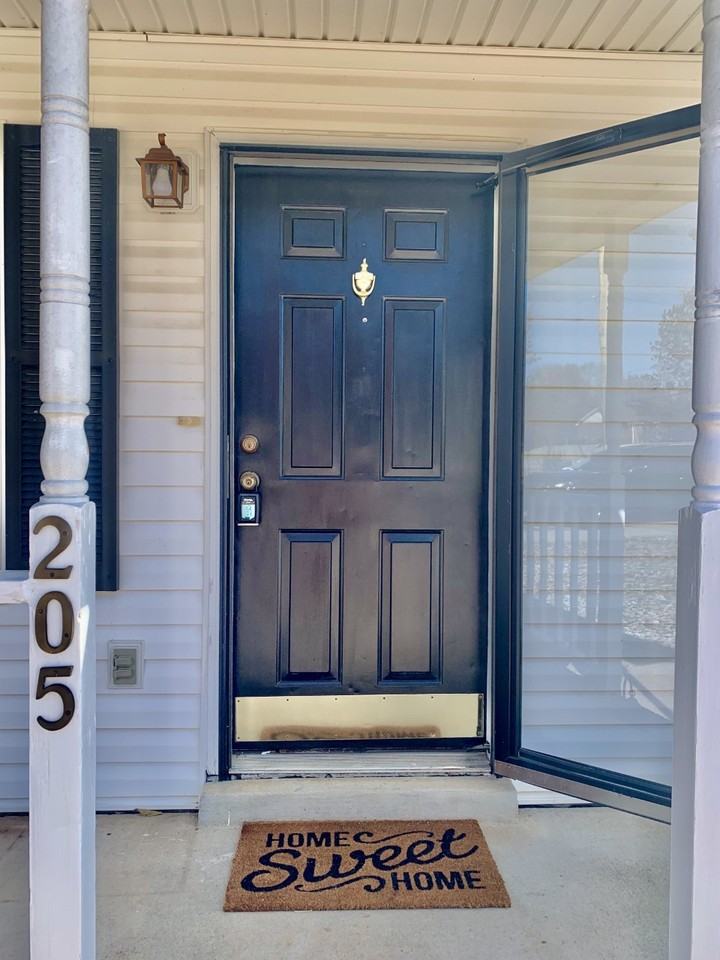 205 Holland Ridge Dr #1 - Photo 3 of 18