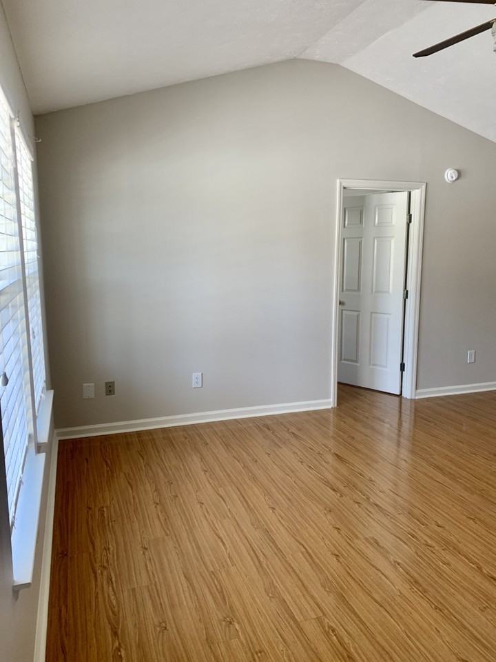 205 Holland Ridge Dr #1 - Photo 5 of 18