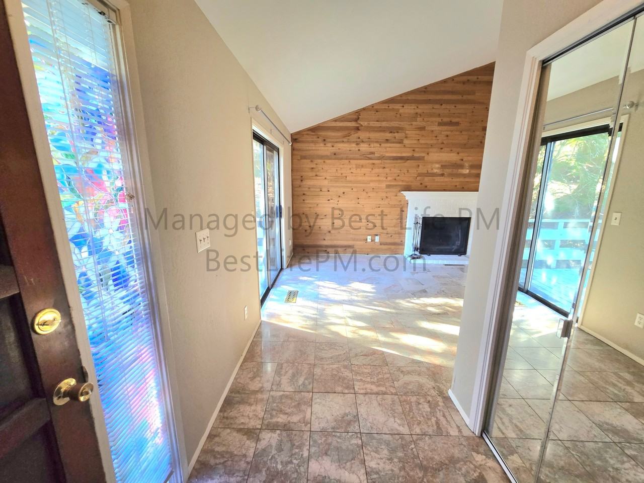 9 Mountain Cir #TH - Photo 3 of 35