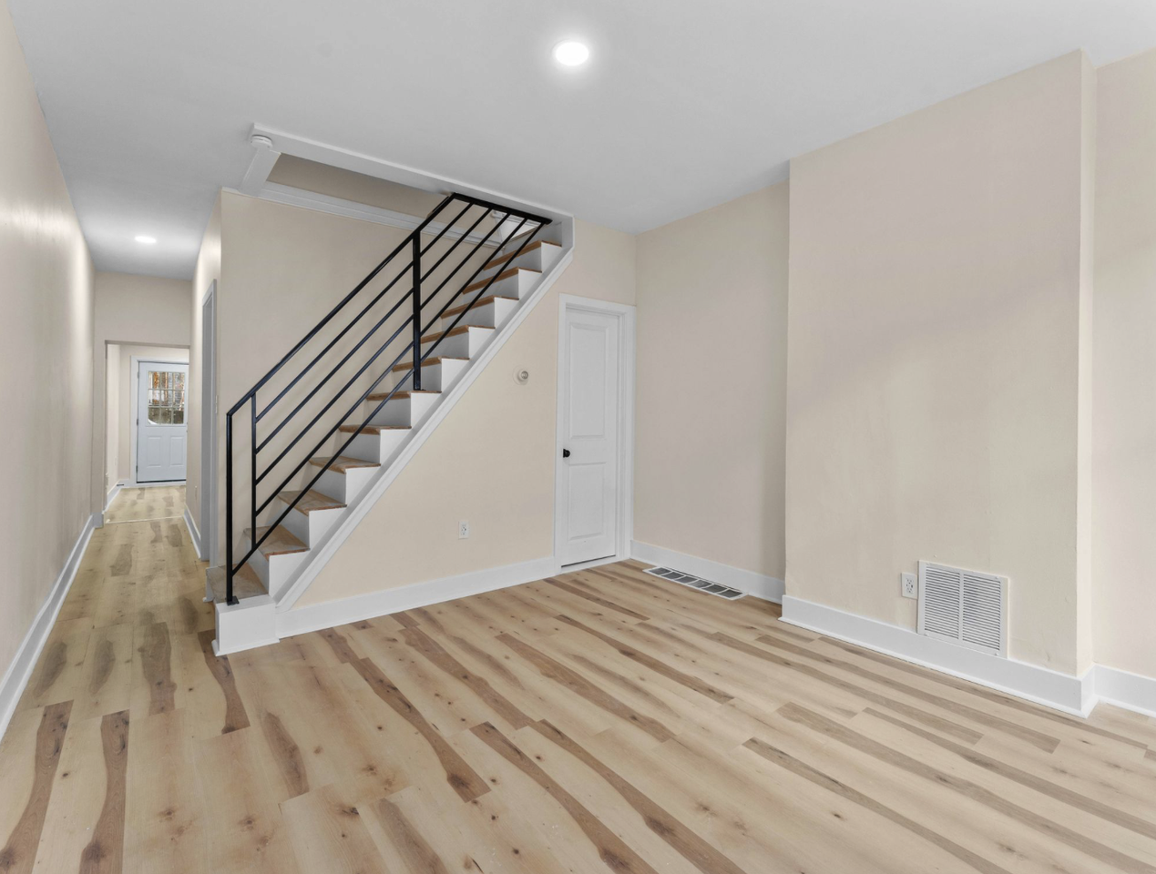 2340 N 4th St #1 - Photo 3 of 10