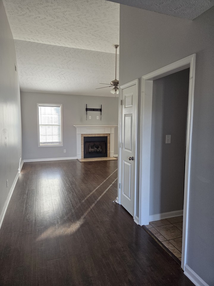 961 Joey Dr #1 - Photo 2 of 13