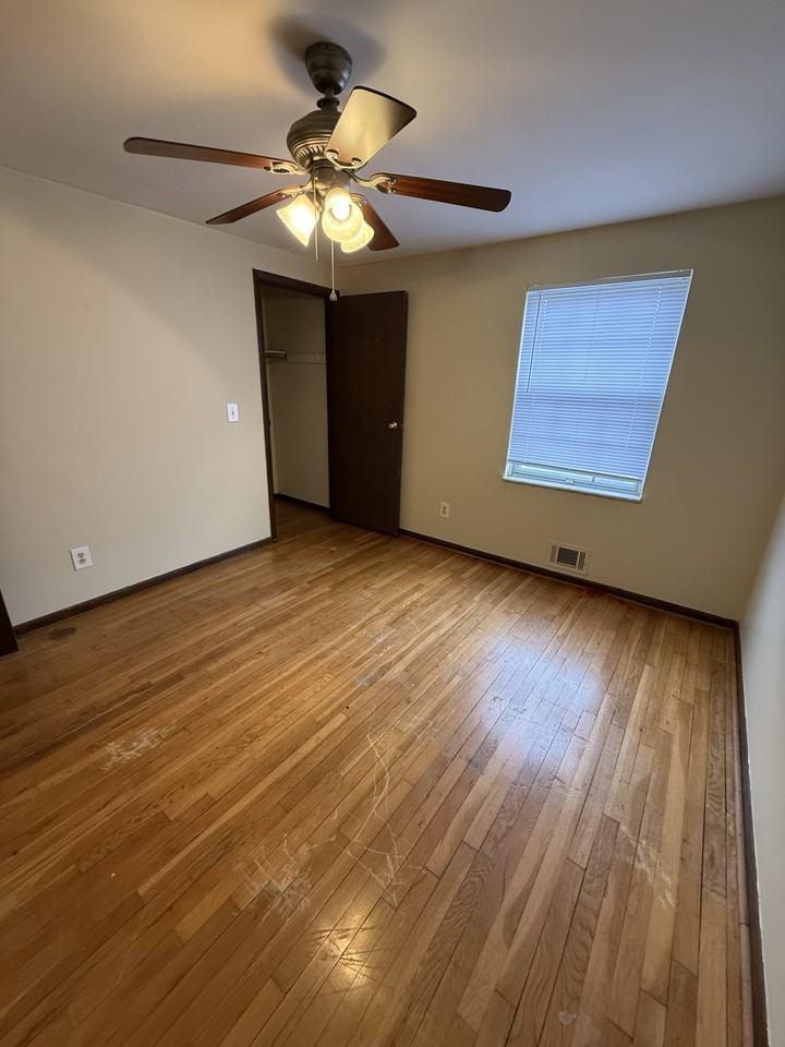 5745 Pine Tree St N #1 - Photo 5 of 19