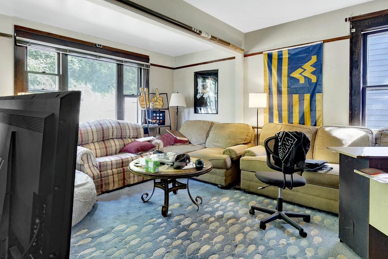 344 Stewart St #1 - Photo 2 of 18