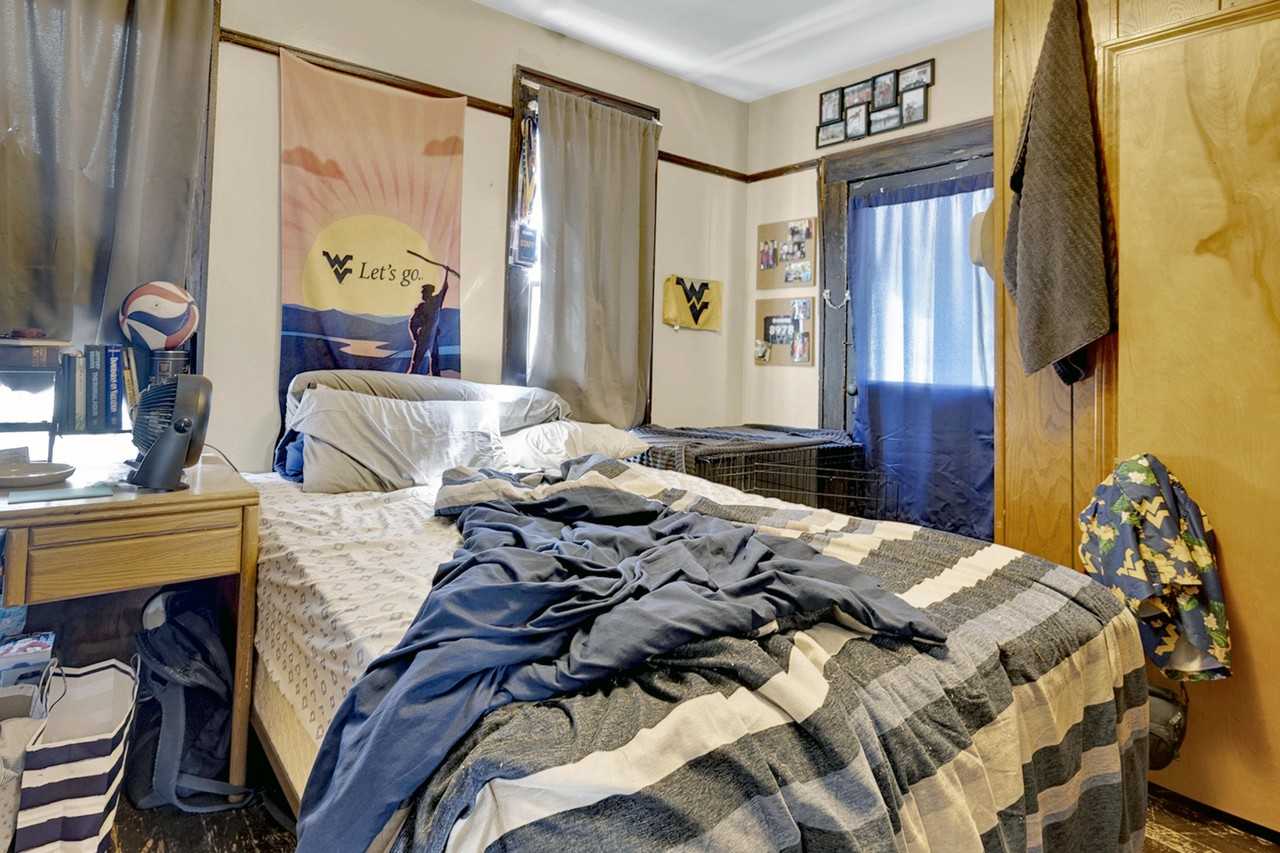 344 Stewart St #1 - Photo 5 of 18