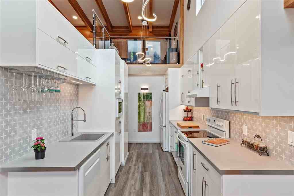 44276 Bayview Rd #1 - Photo 4 of 22