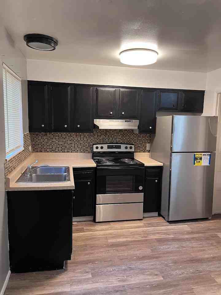 1517 Rausch Ave #4 - Photo 3 of 8