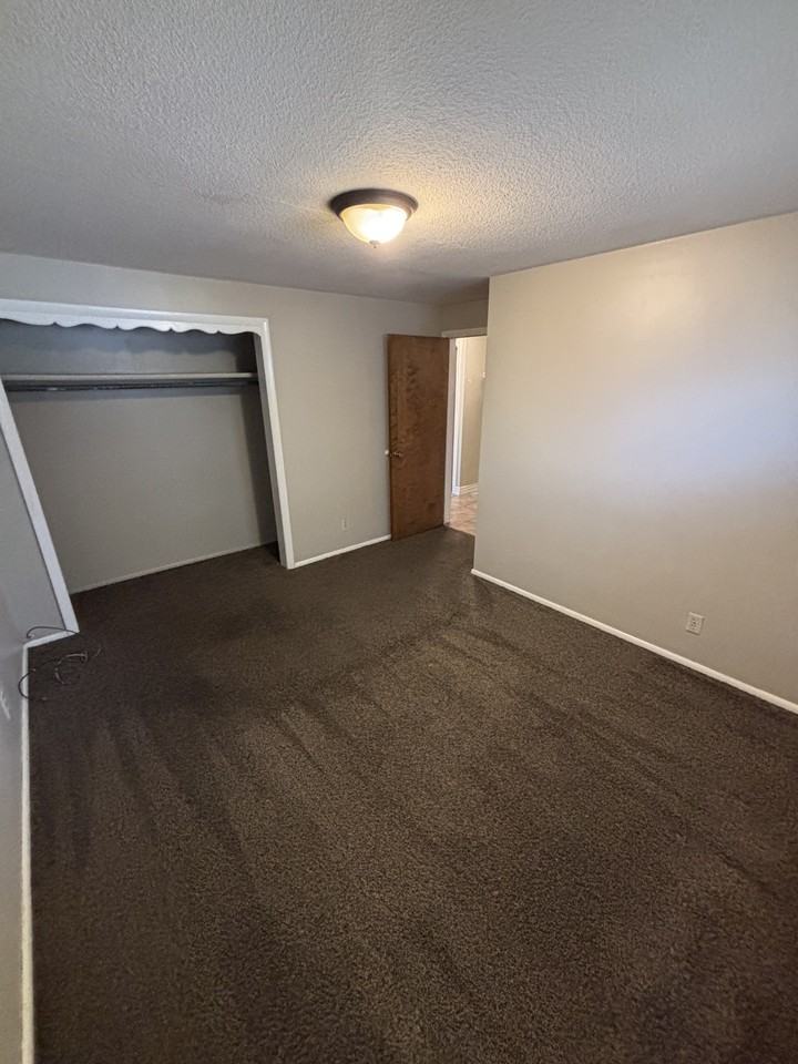 388 Tall Ave #388 - Photo 5 of 12