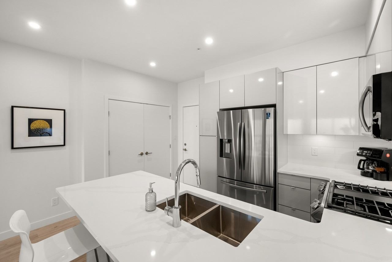 2649 James St #408 - Photo 7 of 29