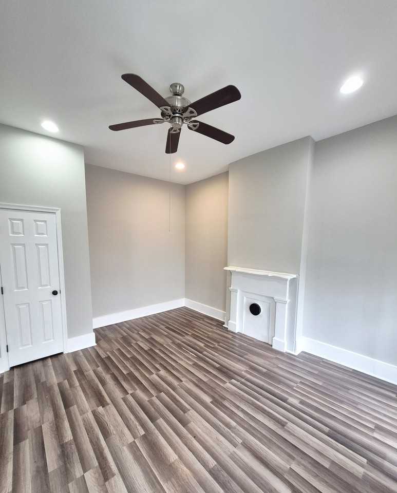 2820 Q St #1 - Photo 3 of 35