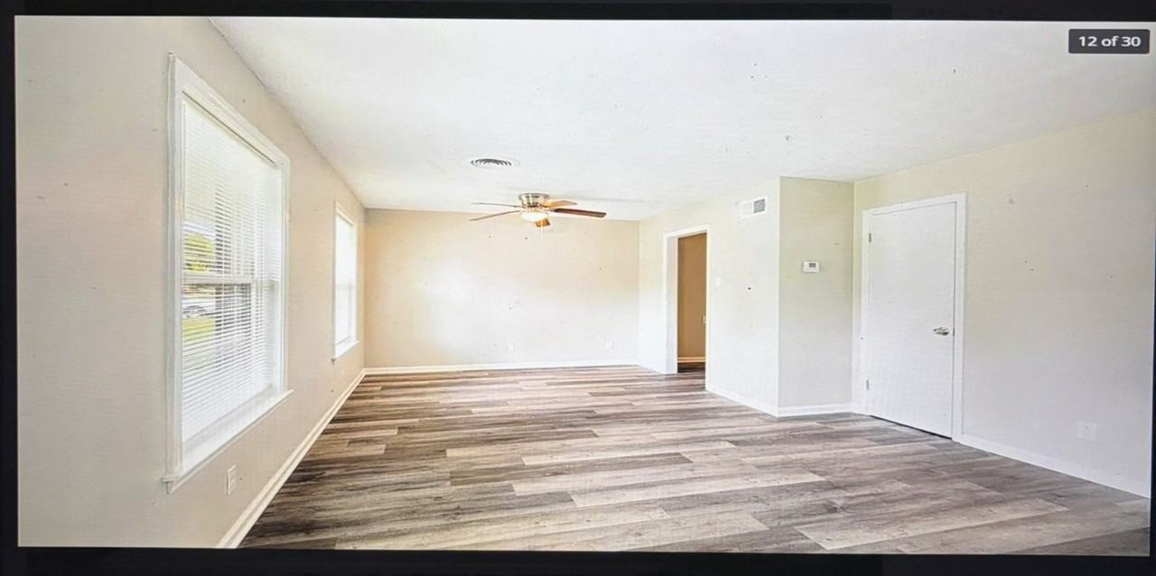 3400 Hallbrook St #1 - Photo 5 of 10