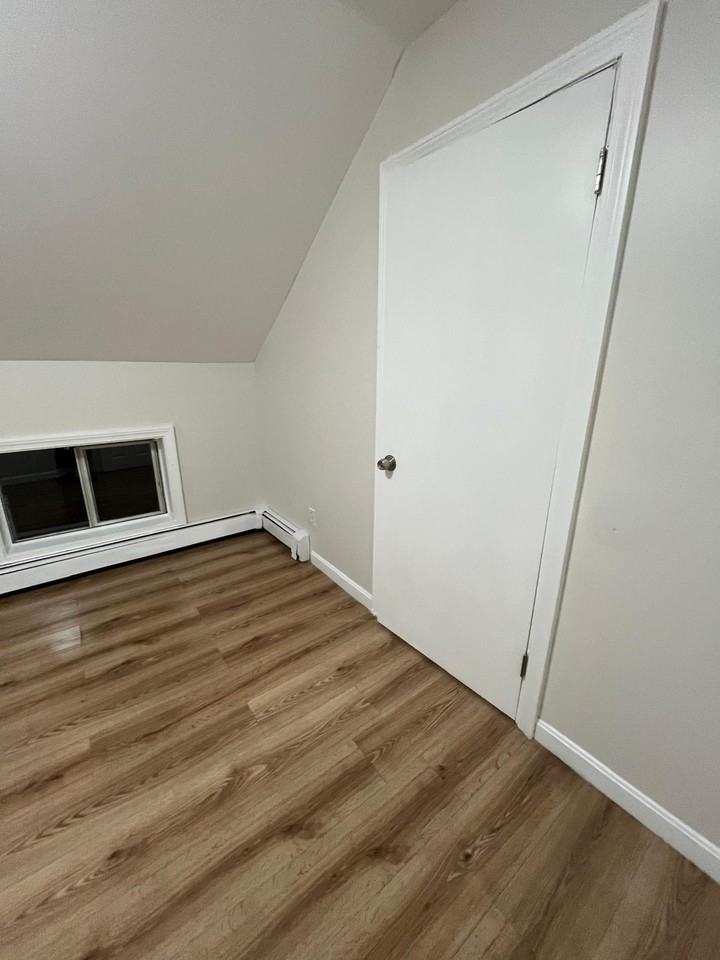 286 Griffin St #286-2 - Photo 5 of 9