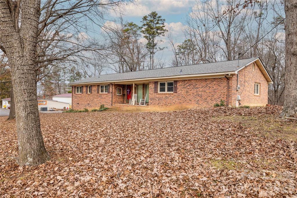 24752 Kates Dr #1 - Photo 2 of 33