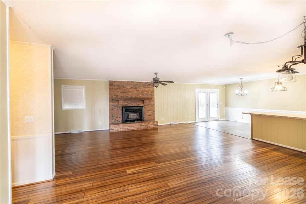 24752 Kates Dr #1 - Photo 4 of 33