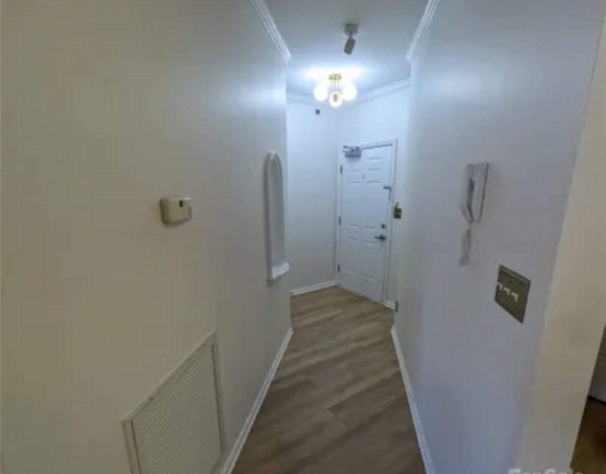 1410 4th Street Drive Northwest - 303Unit 303 #303 - Photo 2 of 8