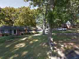 featured image of 220 31st Ave Nw #222