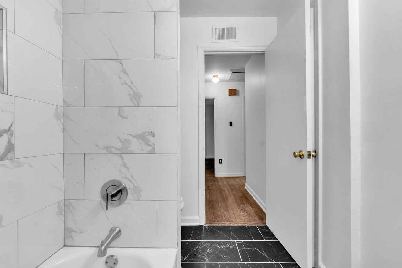 3010 Ruskin Rd #1 - Photo 7 of 11