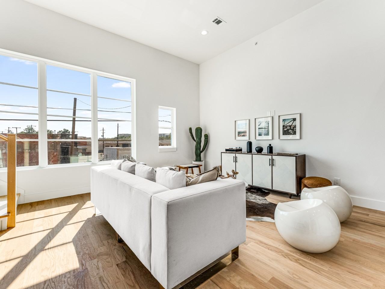 2080 Kelly Ave #1 - Photo 3 of 20