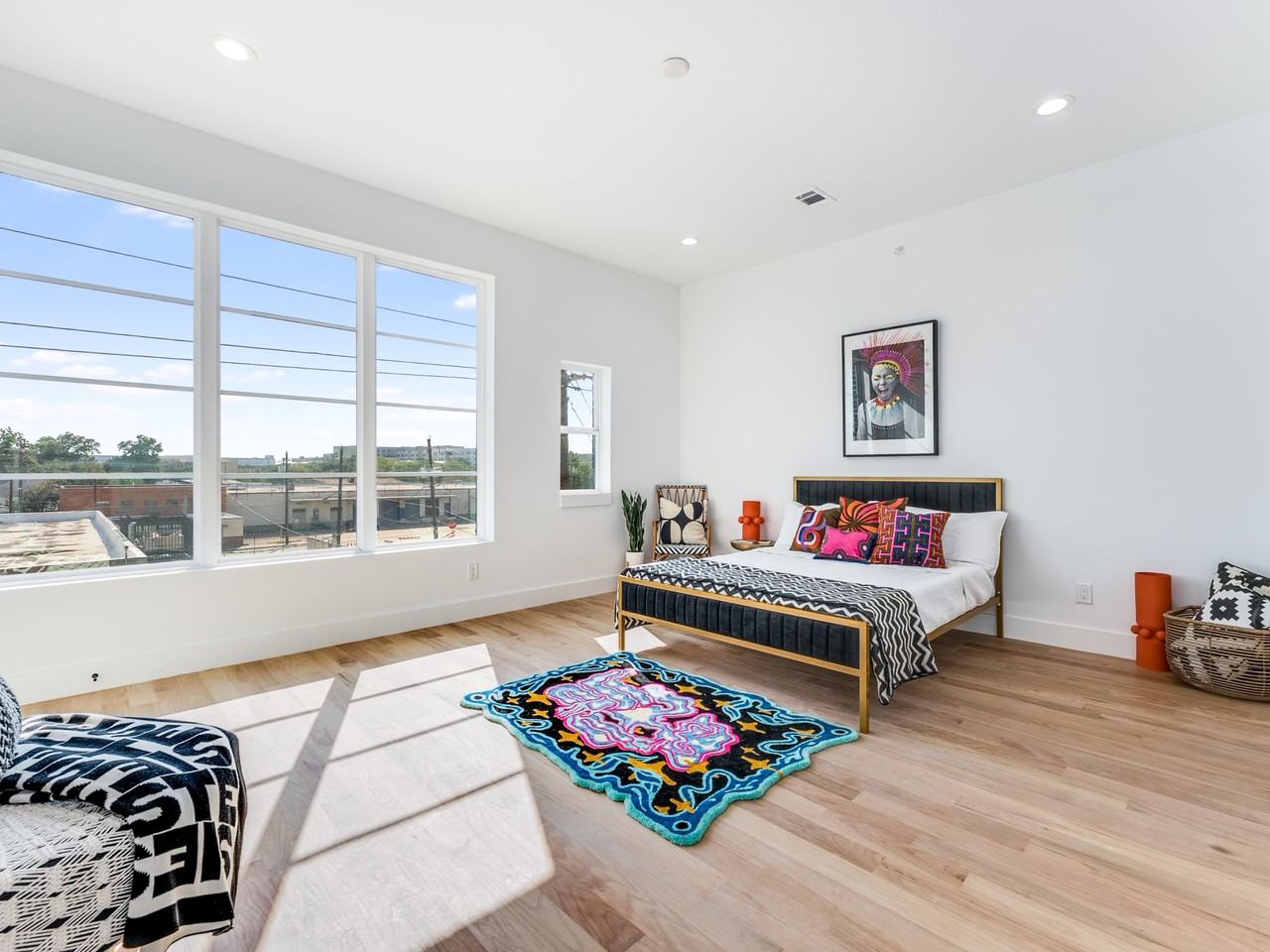 2080 Kelly Ave #1 - Photo 6 of 20