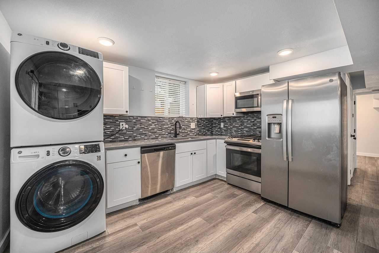 3380 S Canosa Ct #1 - Photo 2 of 10