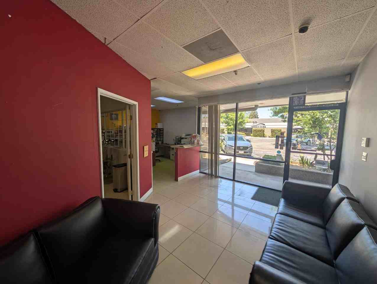 4672 W Jennifer Ave #1 - Photo 2 of 9