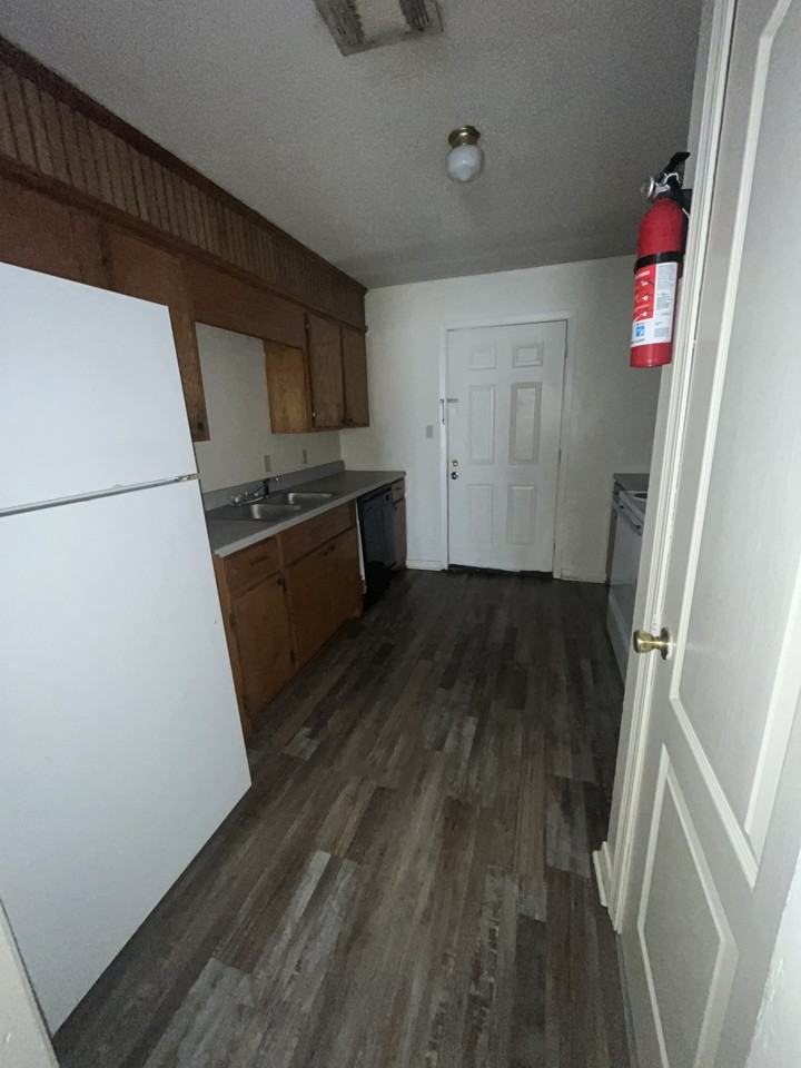 11935 Stella Johnston Rd #35 - Photo 3 of 10