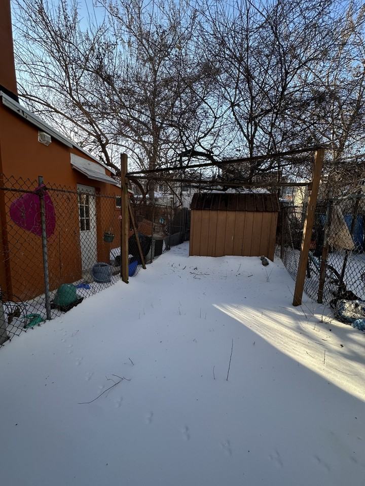 2534 N Water St #1 - Photo 5 of 8