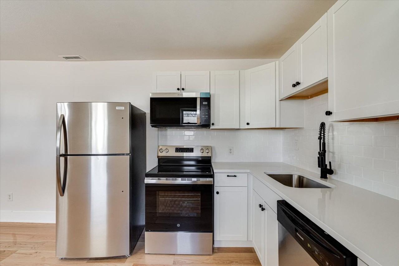 FULLY RENOVATED duplex in East Ridge! - Photo 2 of 10