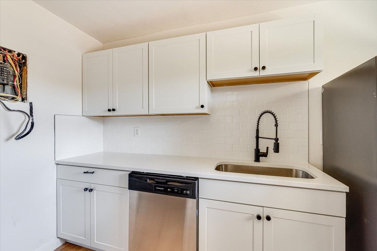 FULLY RENOVATED duplex in East Ridge! - Photo 5 of 10