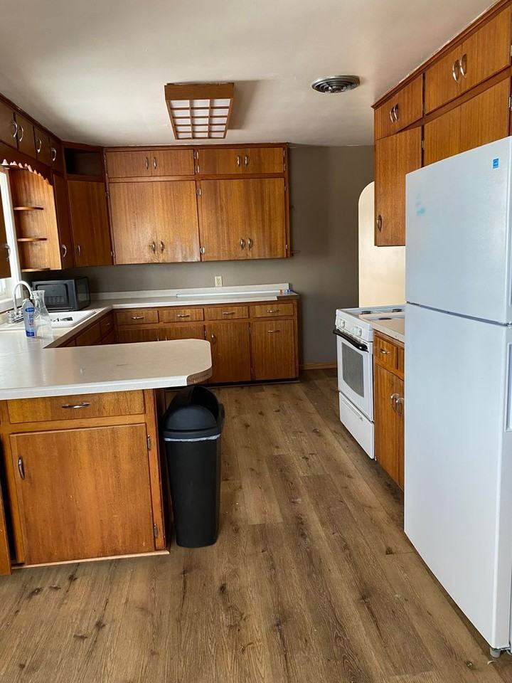 1800 Minnesota Ct Nw - Photo 4 of 11