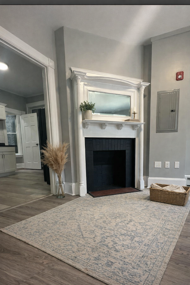 4 N State St #204-2A - Photo 3 of 9